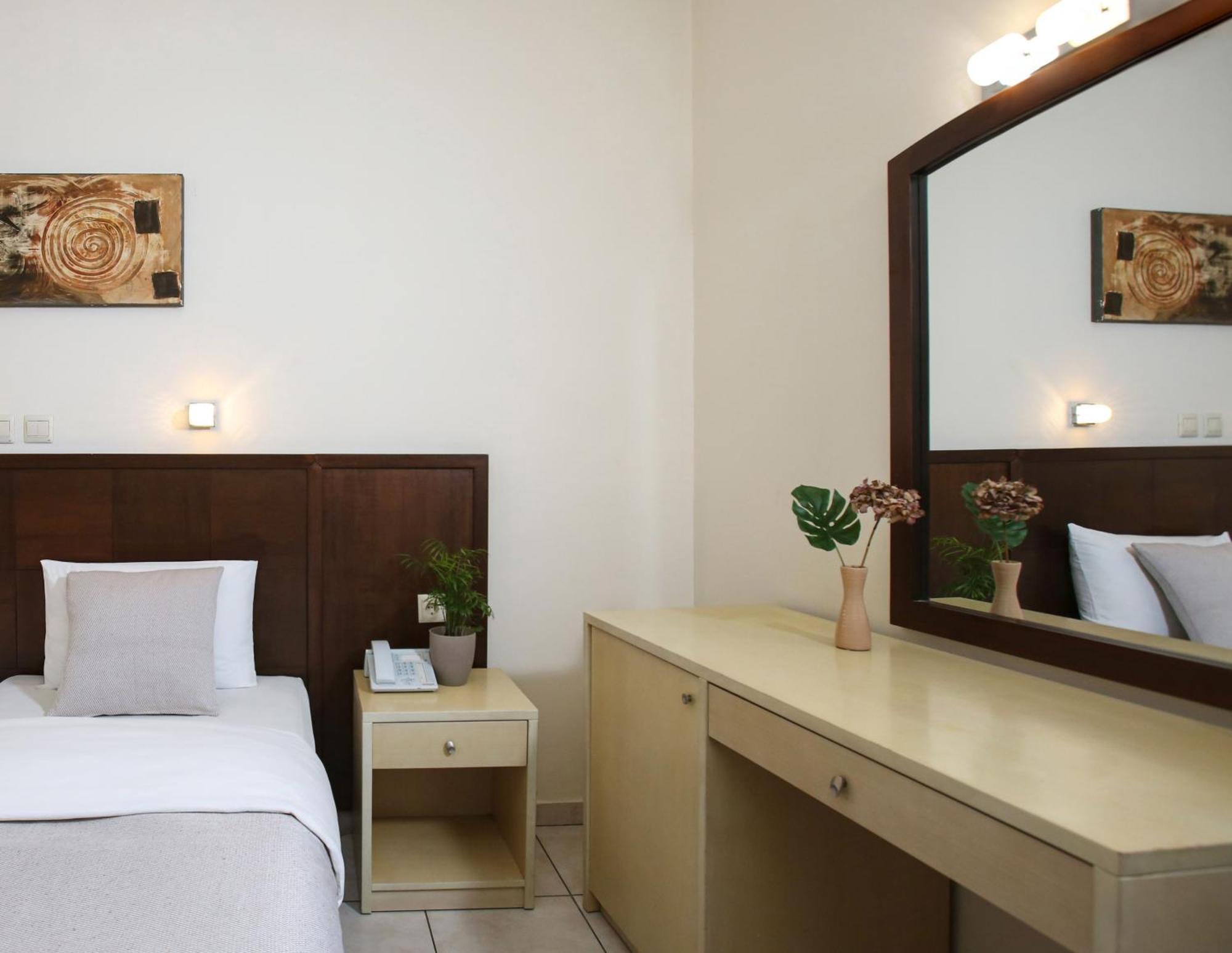 Hotel Astron Kardíca Kültér fotó